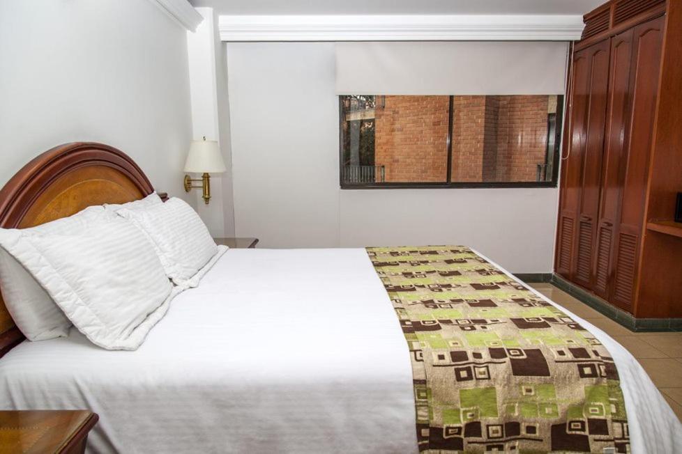 Hotel Casa Laureles Medellín Exterior foto